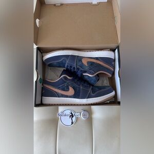 Rare Nike Air Jordan 1 Low SE AJ1 Denim Blue DH1259-400 Men's Size 10

$350.00